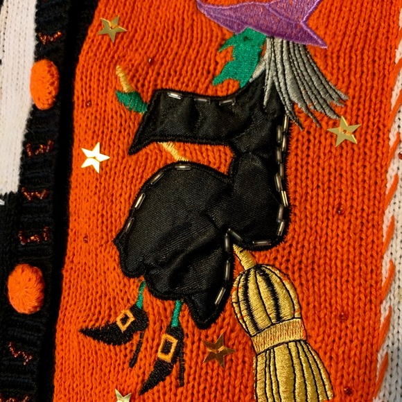 SOLD M details vintage halloween knitted vest - Picture 12 of 14